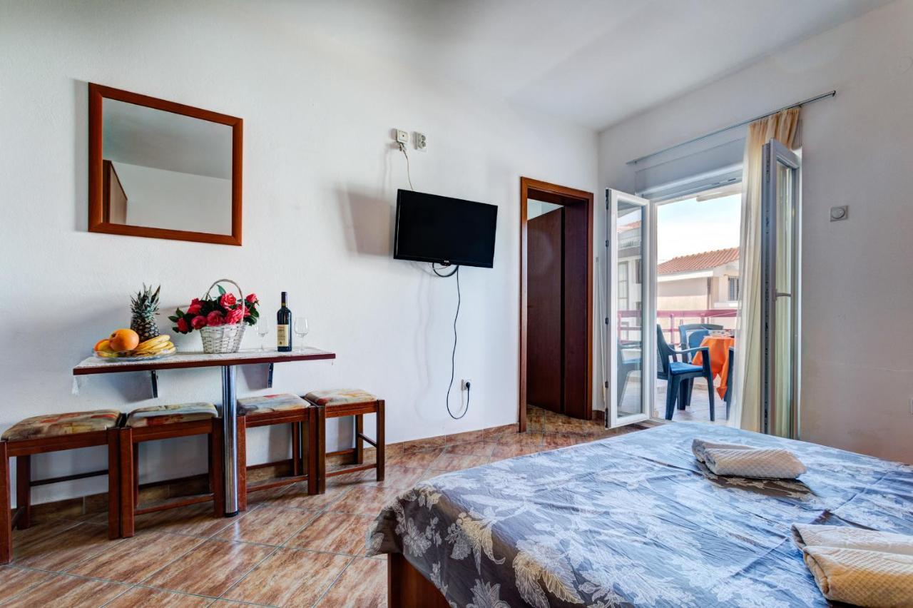 Villa Savovic Petrovac Екстер'єр фото