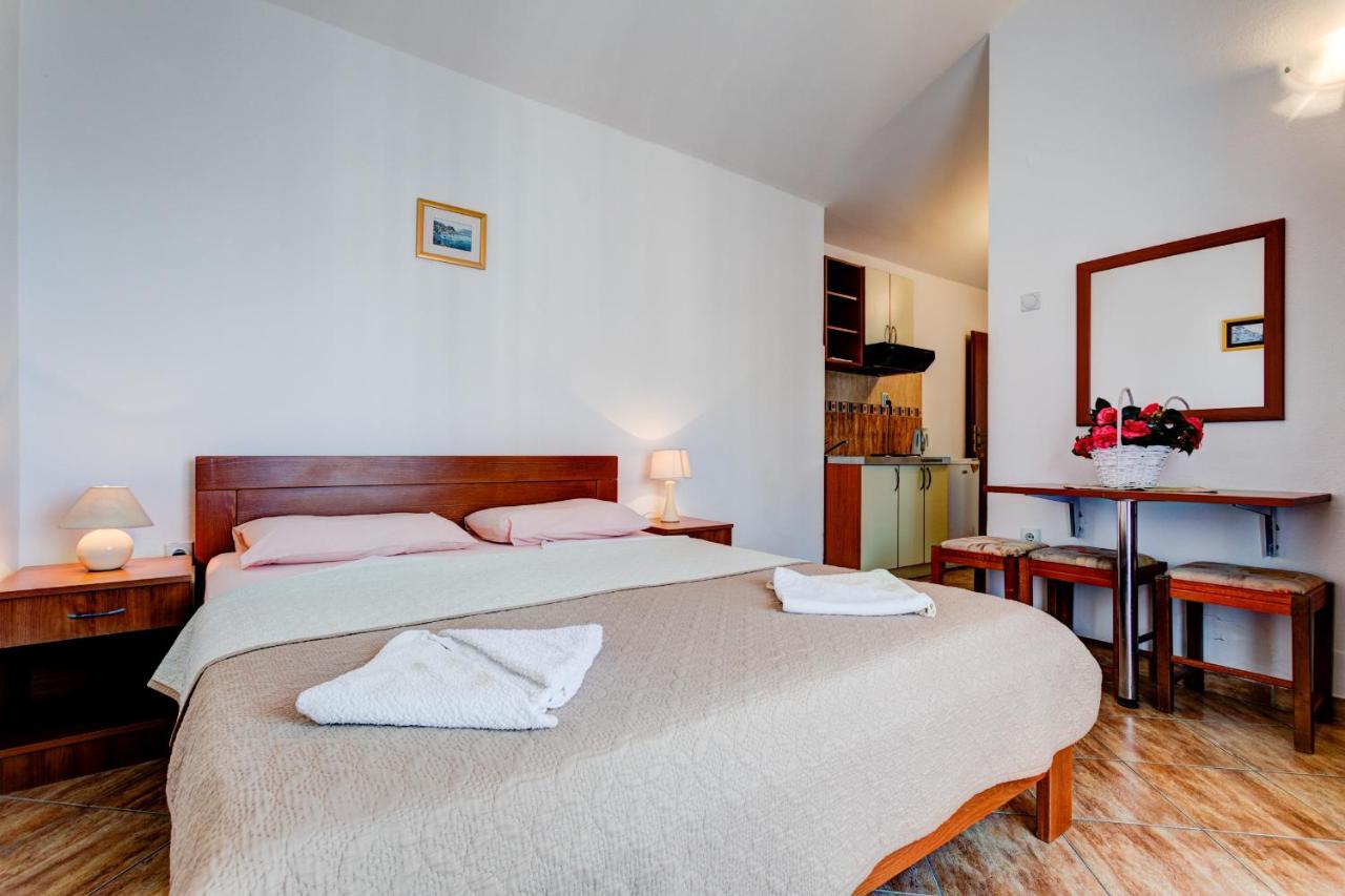 Villa Savovic Petrovac Екстер'єр фото