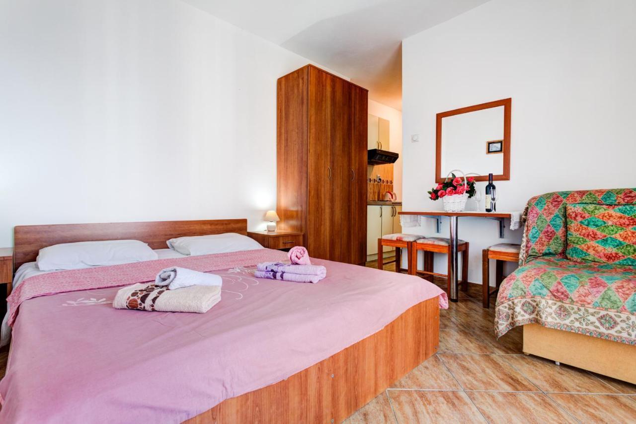 Villa Savovic Petrovac Екстер'єр фото